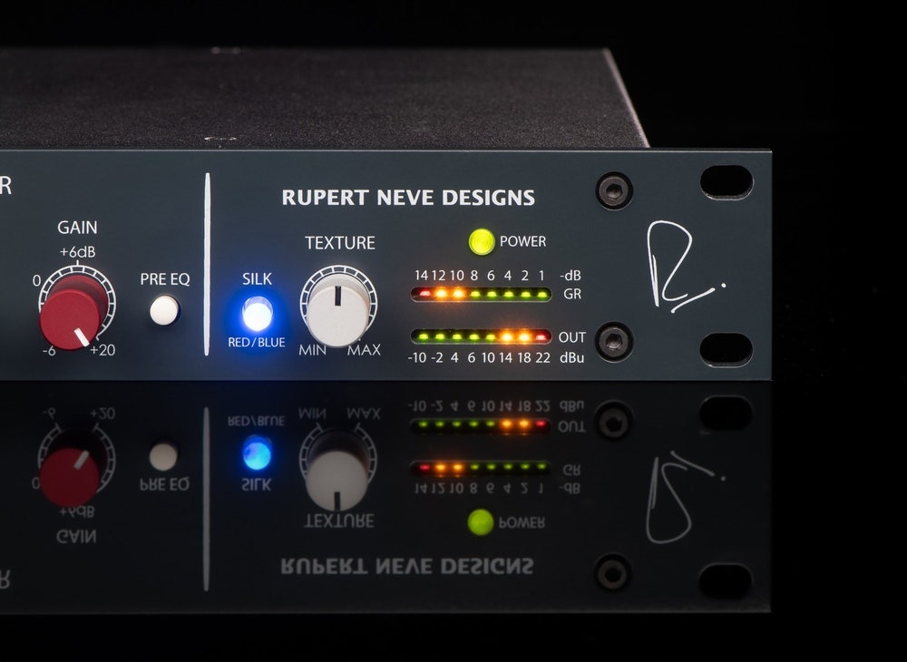 Rupertneve design Newton channel_silk.jpg